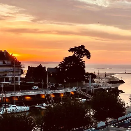 Superbe 4 Personnes Avec Vue Magnifique Sur Le Port Et La